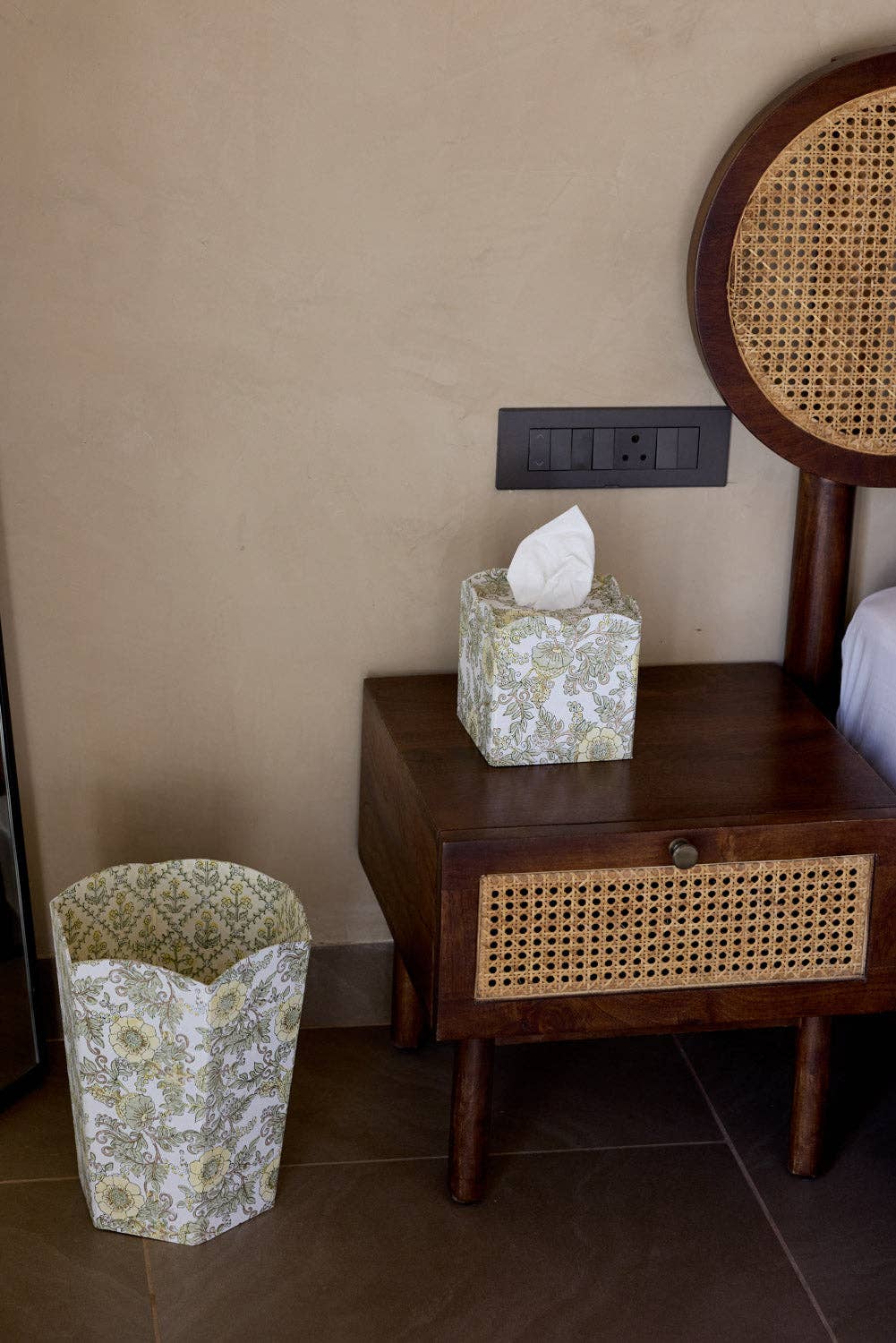 Papierkorb - Wildrose Buttercreme