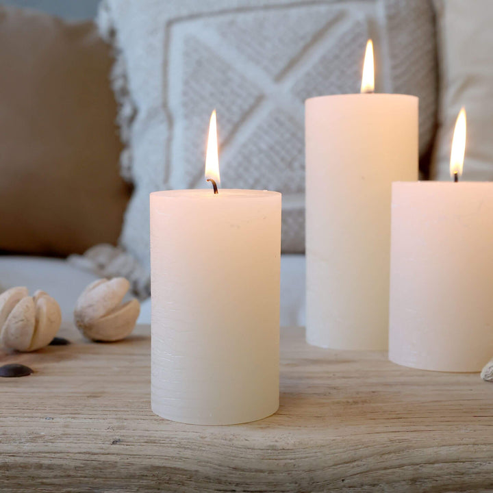 Macon Stumpenkerze – Rustikal, Creme, 30 Std.