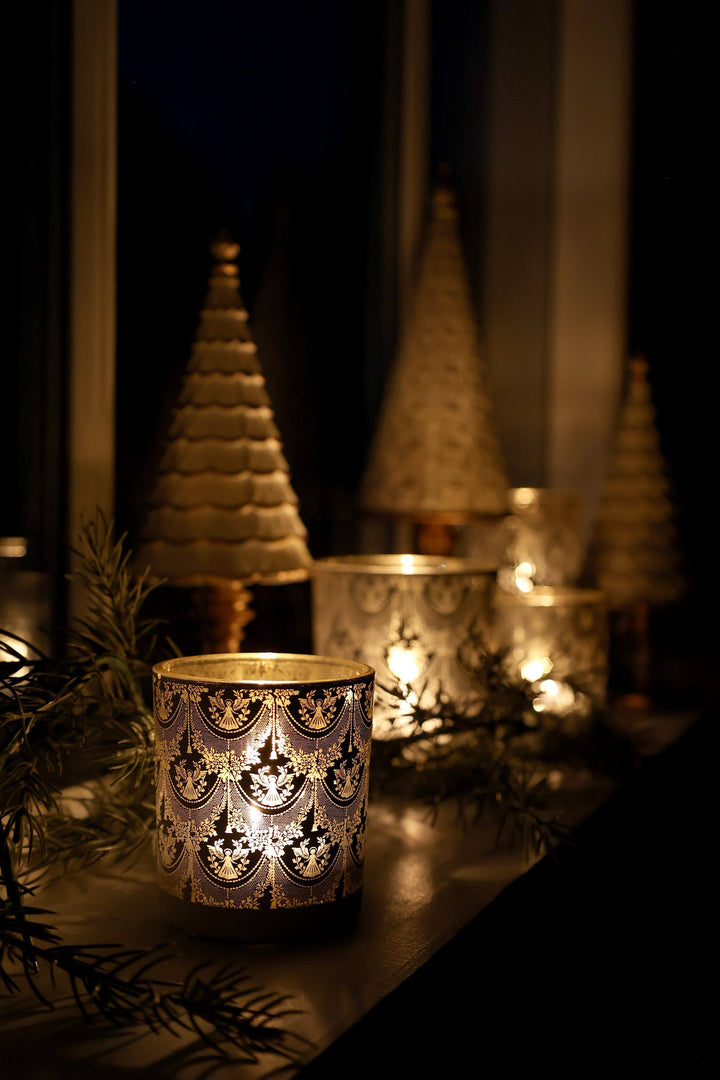 Windlicht mit filigranem Muster