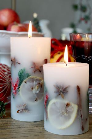 Bougie pilier aux épices de Noël - 14 cm