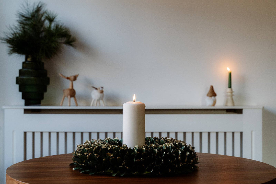 Funkelnder grüner Weihnachtskranz aus Holz – 44 cm, mit Glitzereffek