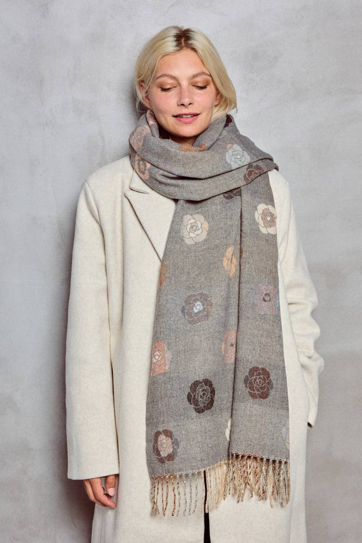 Wendbarer Wollschal mit Blumenmuster – Eleganter Schal für Herbst & Winter