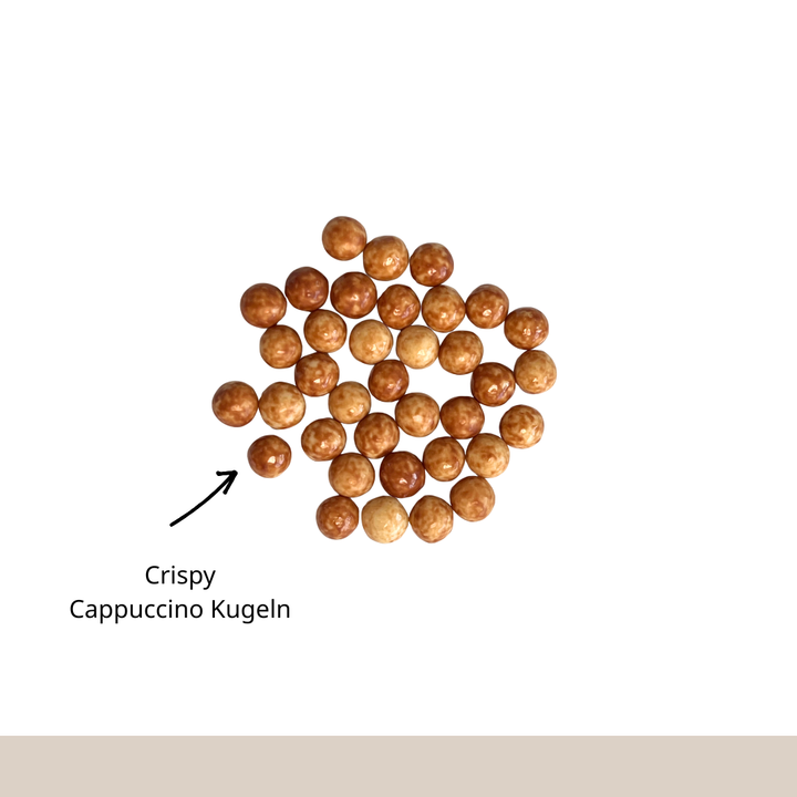 Naschhaus mit Santa – Weihnachtliche Schreibtischdeko mit 80 g Cappuccino-Bällen